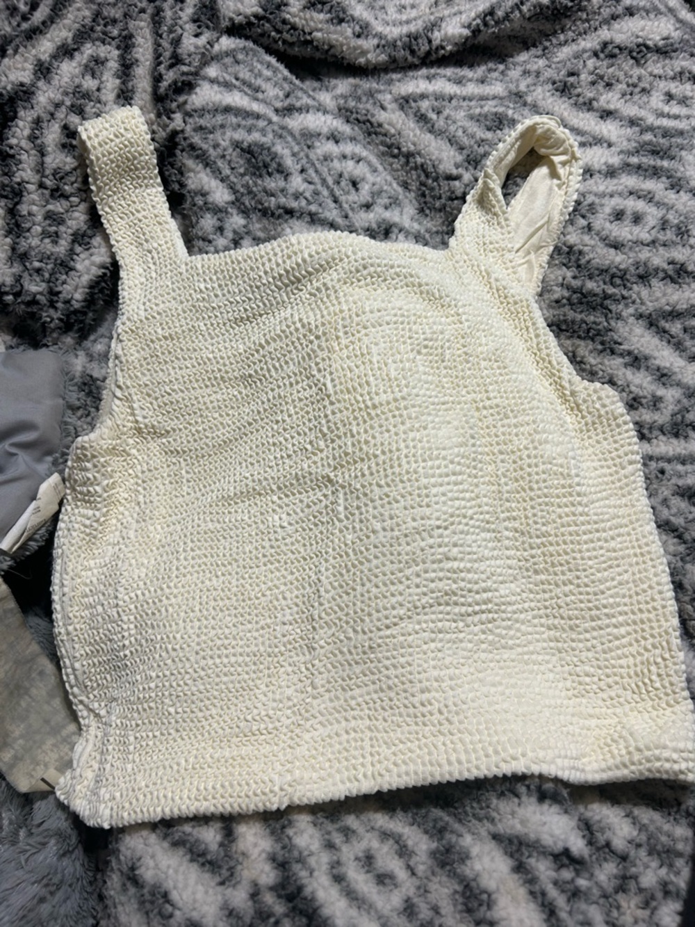 Z supply crinkle tank top m/l